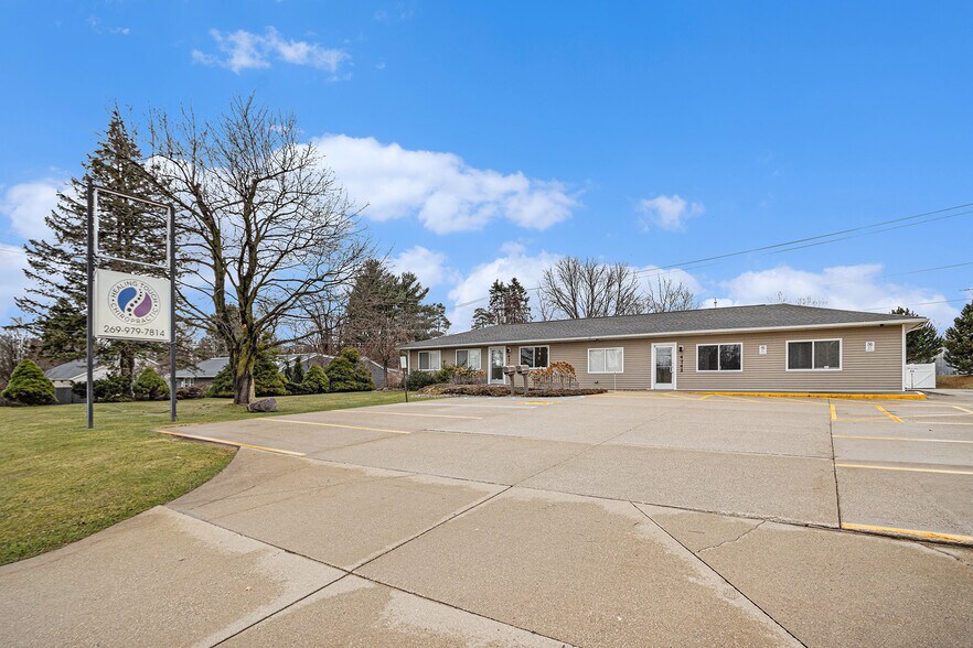 More Photos Of 4744 Beckley Rd, Battle Creek Office Residential For Sale