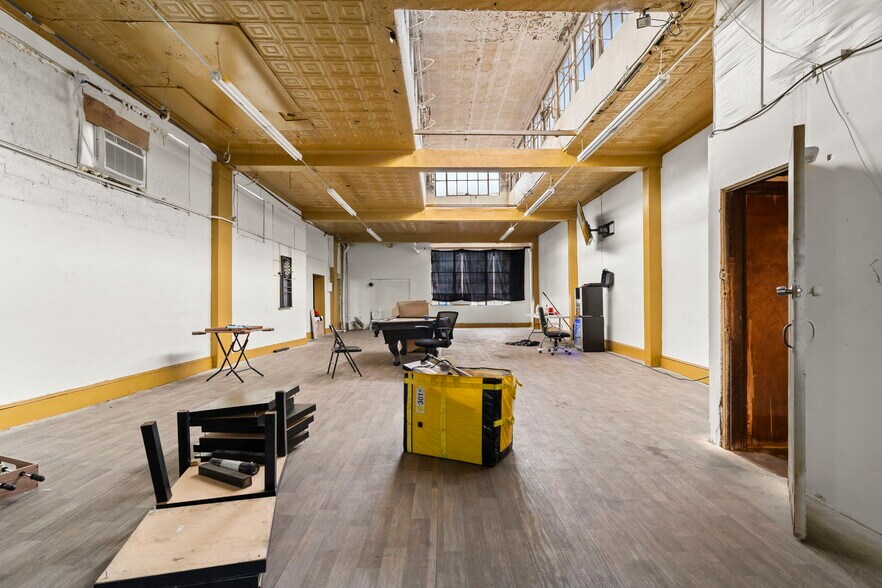 More Photos Of 3320 Emerald St, Philadelphia Industrial For Sale