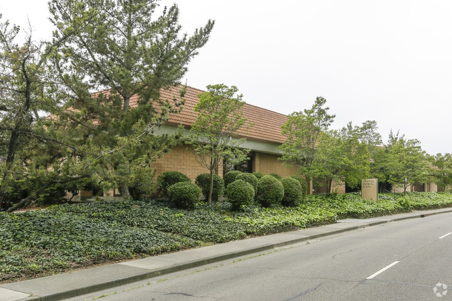 More Photos Of 1525 Webster St, Fairfield Medical For Lease