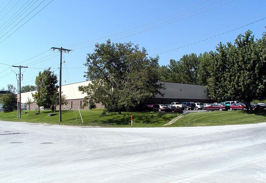 Primary Photo Of 7200 NE Birmingham Rd, Kansas City Manufacturing For Sale