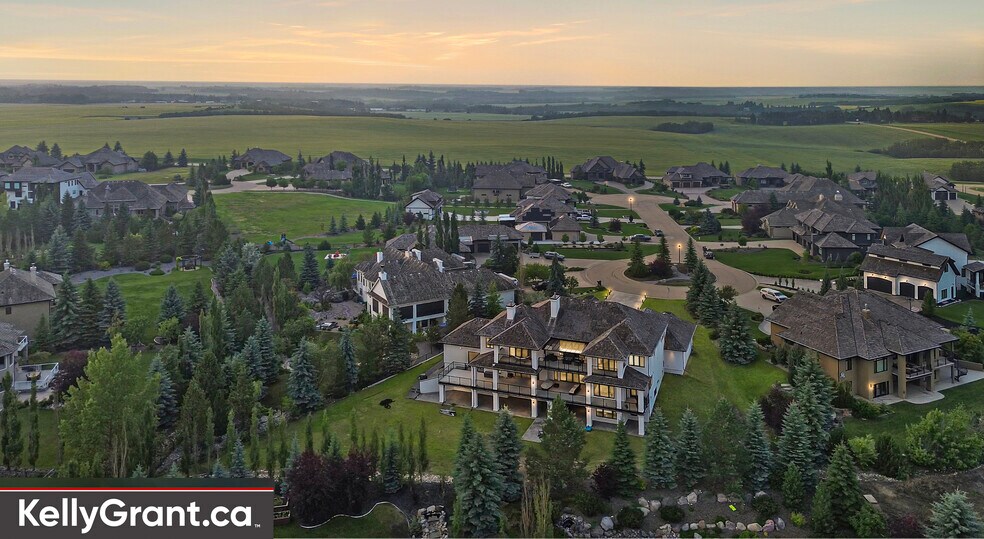 More Photos Of 136 River Heights Ln, Sturgeon County Multifamily For Sale