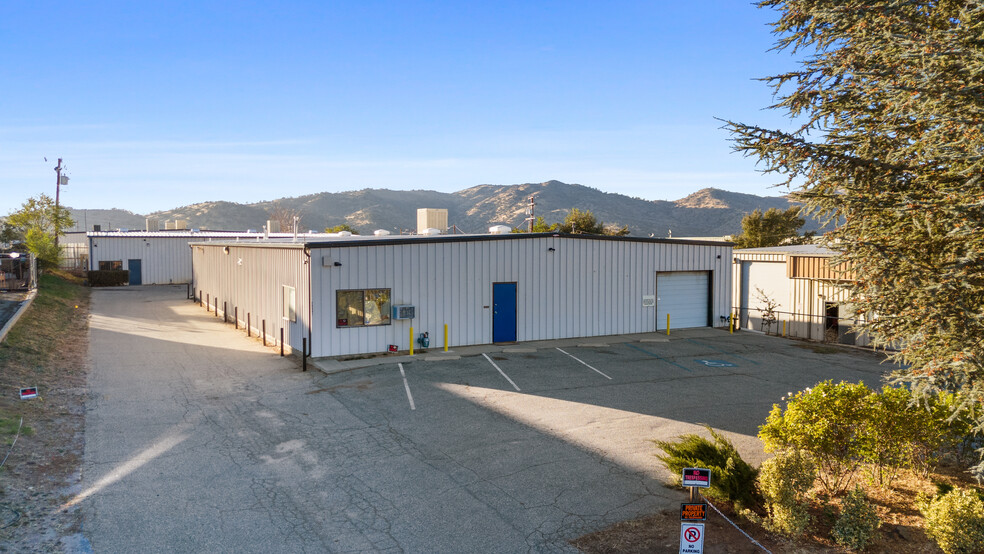 Primary Photo Of 20601 Santa Lucia, Tehachapi Warehouse For Sale