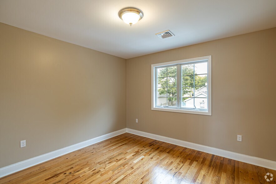 More Photos Of 45 Beers St, Keyport Apartments For Sale