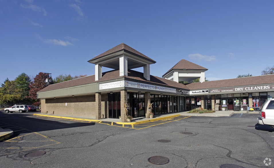 Primary Photo Of 1139-1141 Jericho Tpke, Commack General Retail For Lease