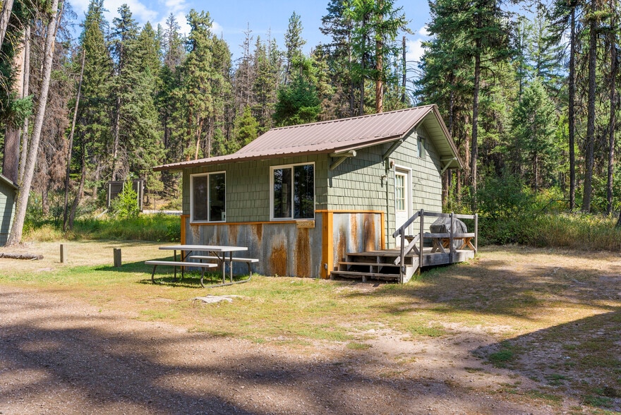 More Photos Of 3481 N Highway 83, Seeley Lake Hotel For Sale