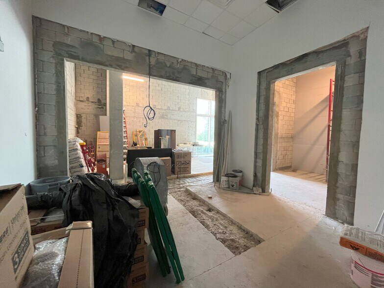 More Photos Of 2820 NE 214th St, Aventura Loft Creative Space For Sale