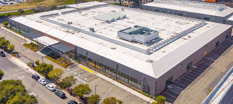 More Photos Of 1650 65th St, Emeryville Flex For Lease