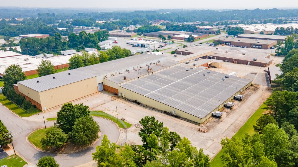 More Photos Of 315 Kettering Rd, High Point Manufacturing For Lease