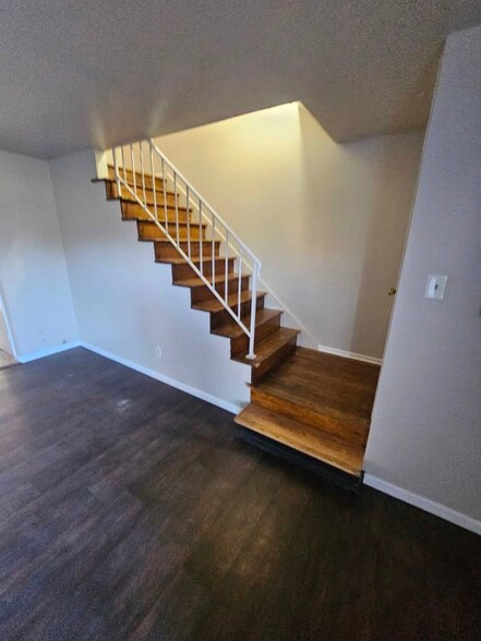 More Photos Of 7298 N Hanley Rd, Hazelwood Multifamily For Sale