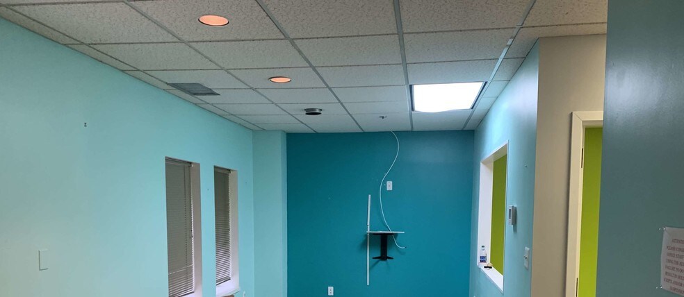 More Photos Of 2150-2168 Wisconsin Ave NW, Washington Office For Lease