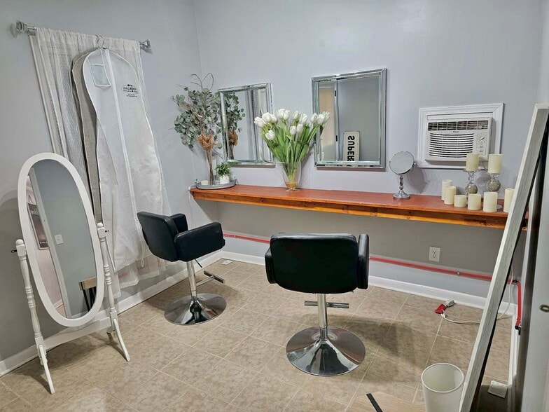 More Photos Of 23122 S NC Highway 109, Denton Specialty For Lease