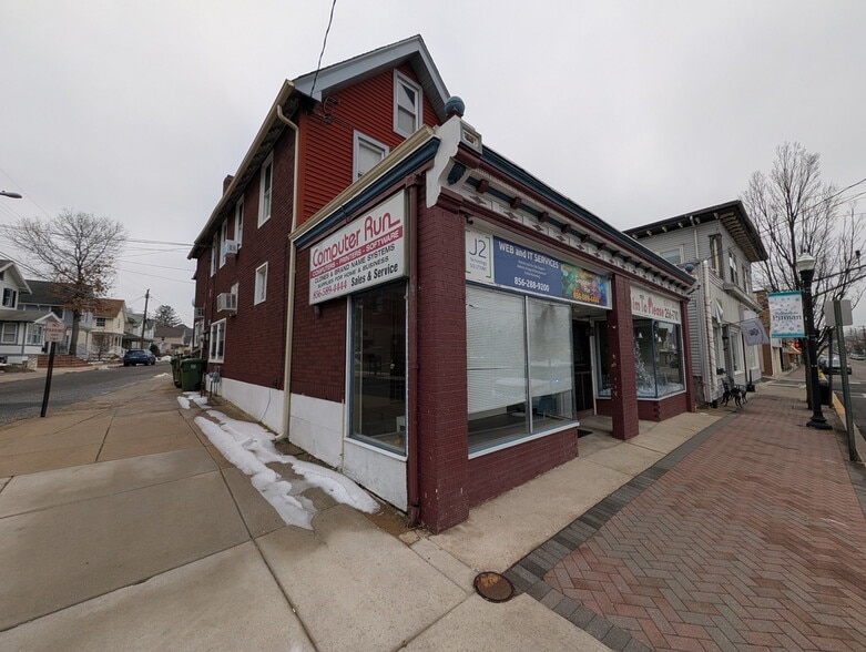 More Photos Of 11 N Broadway, Pitman Storefront Retail Residential For Lease