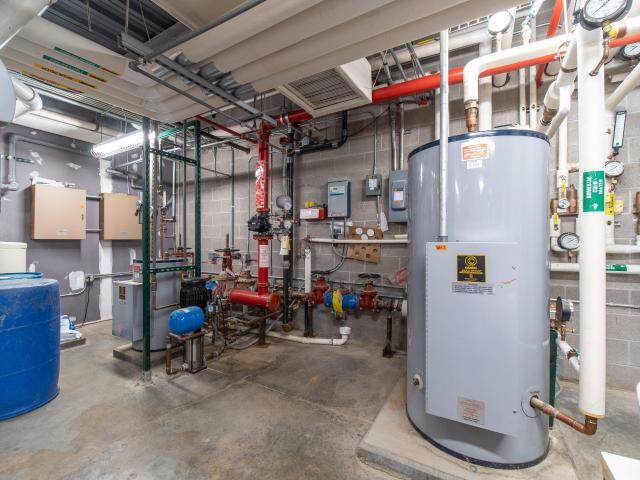 More Photos Of 10 Timberview Ln, Russell Medical For Sale