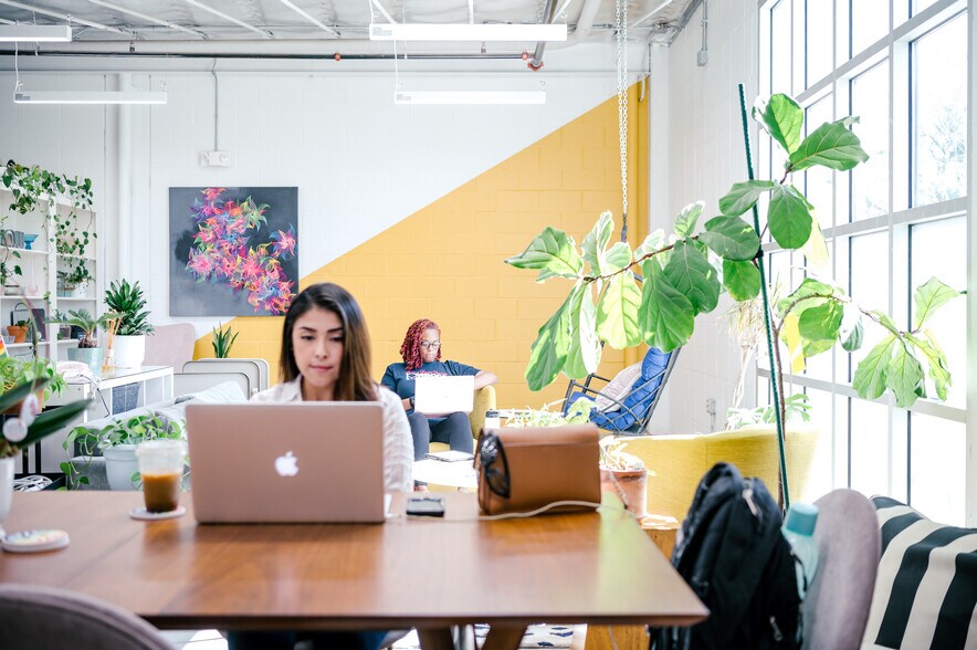 More Photos Of 2808 Caroline St, Houston Coworking Space