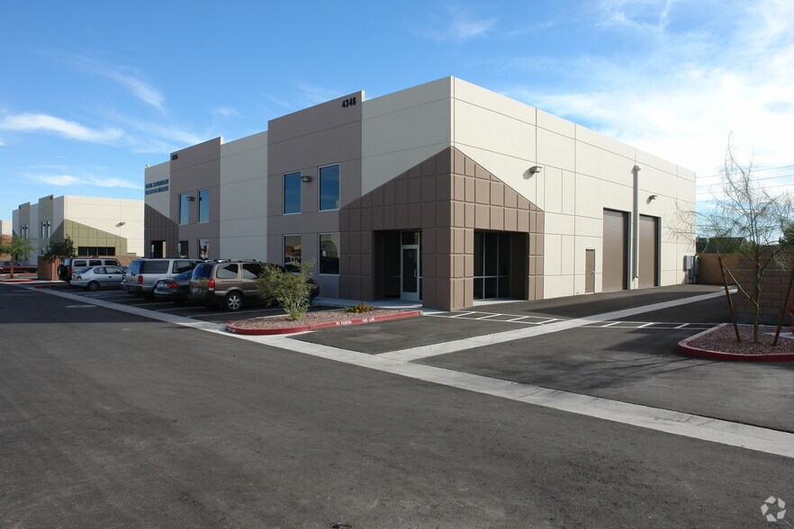 More Photos Of 4346 E Alexander Rd, Las Vegas Light Distribution For Lease