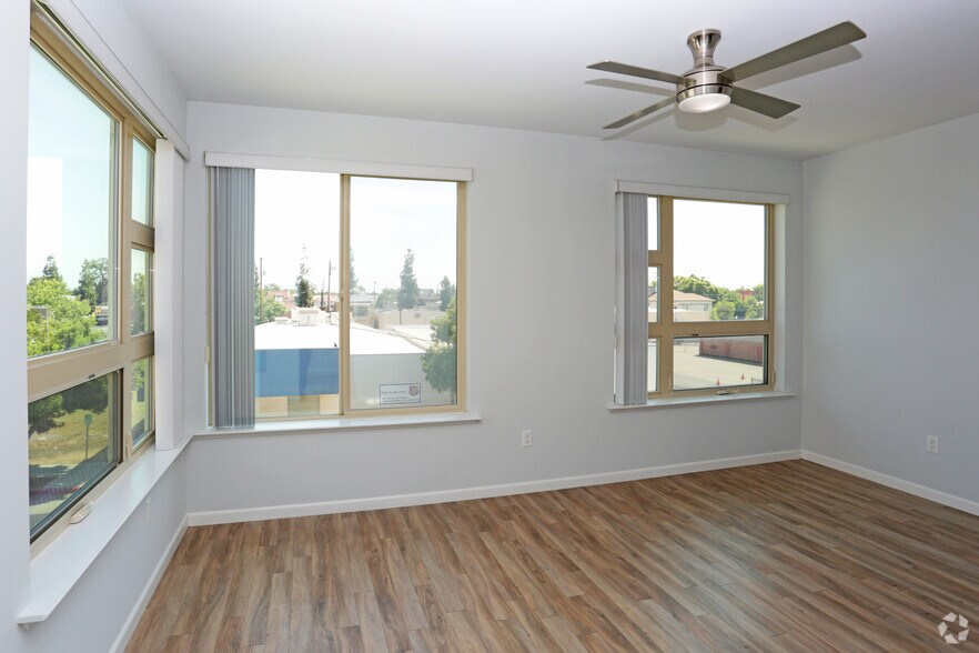More Photos Of 1759 Fulton St, Fresno Apartments For Sale