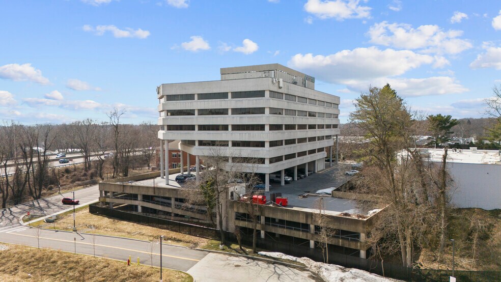 More Photos Of 40 Richards Ave, Norwalk Office For Lease