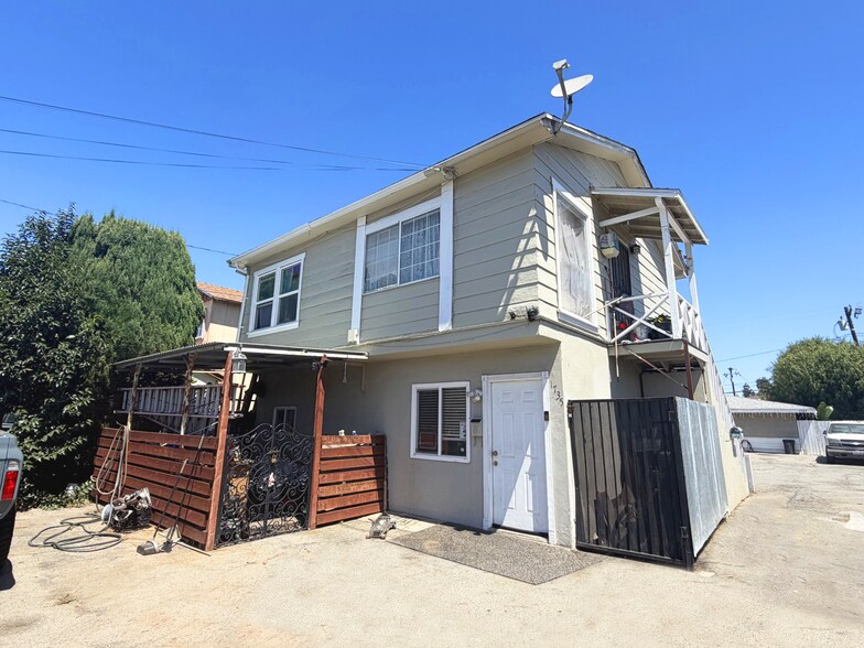 More Photos Of 1735 W Washington Ave, Santa Ana Multifamily For Sale