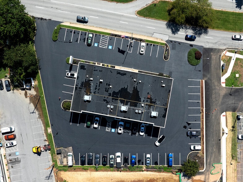 More Photos Of 2525 Eastern Blvd, York Office For Lease
