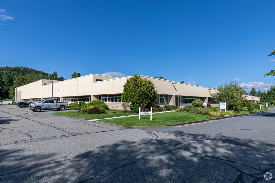 More Photos Of 16 Mount Ebo Rd S, Brewster Village Warehouse For Lease