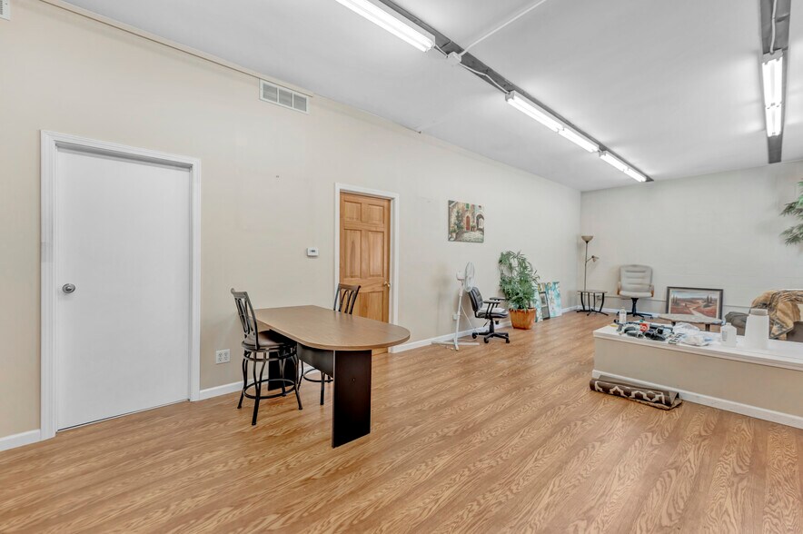 More Photos Of 2066 Langford Rd, North Collins Manufacturing For Lease