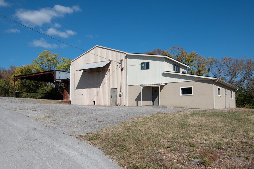 More Photos Of 135 Lemuel Rd, Nashville Warehouse For Lease