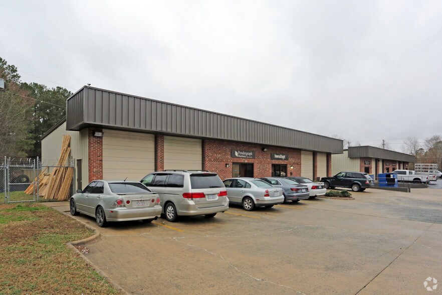 More Photos Of 1320 Old Oxford Rd, Durham Flex For Lease