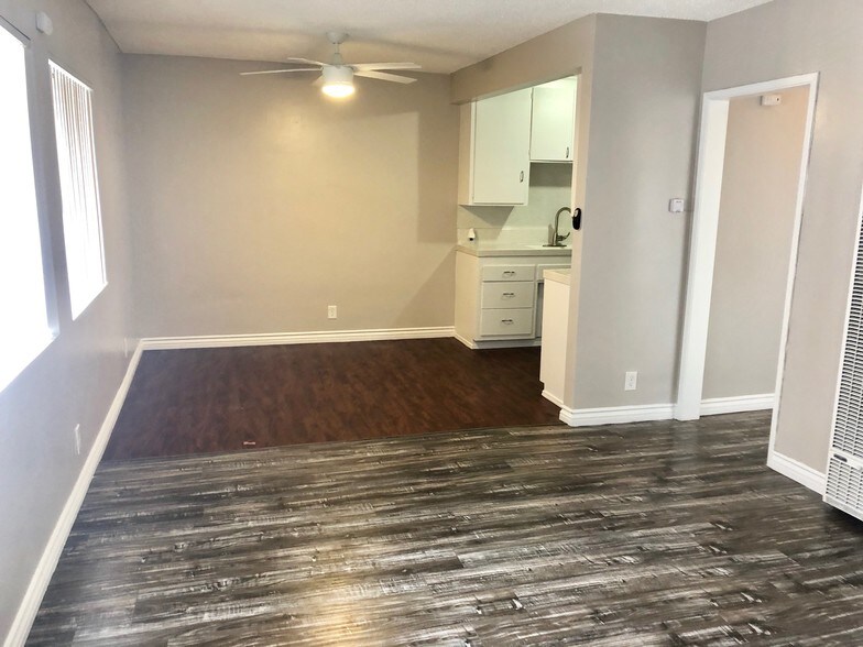 More Photos Of 1129-1135 W 10th St, San Pedro Apartments For Sale