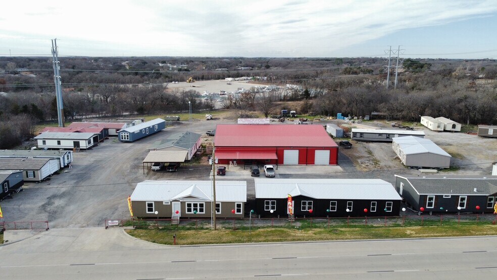 More Photos Of 12125 Jacksboro Hwy, Fort Worth Industrial For Lease