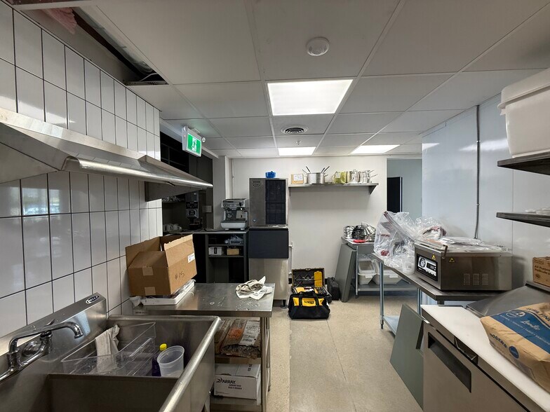 More Photos Of 2136 Kains Rd, London Storefront For Sale