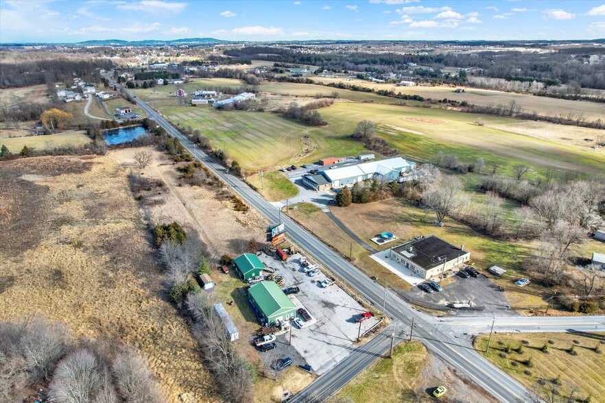 More Photos Of 276 Kingsdale Rd, Littlestown Auto Repair For Sale