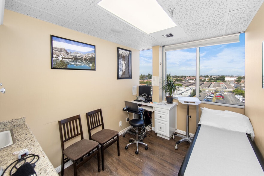 More Photos Of 4305 Torrance Blvd, Torrance Medical For Sale