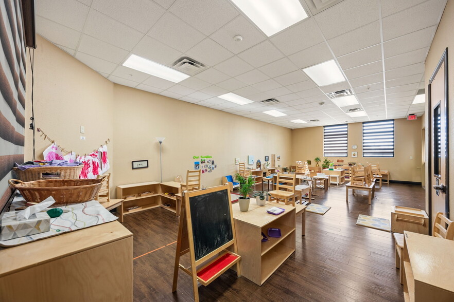 More Photos Of 1507 W Hebron Pky, Carrollton Schools For Sale