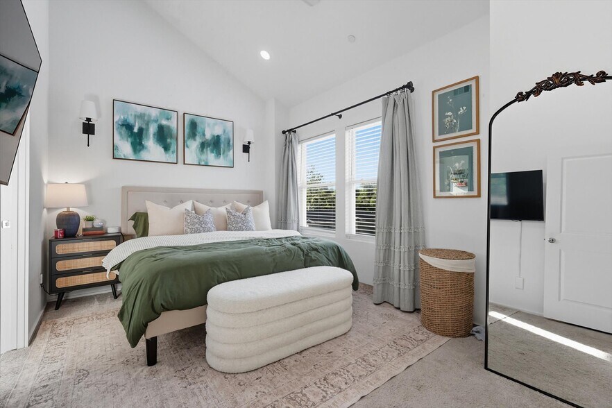 More Photos Of 5647 Live Oak, Dallas Apartments For Sale