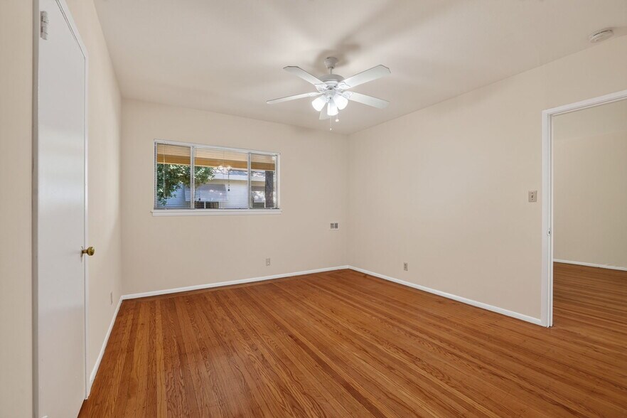 More Photos Of 2717 V St, Sacramento Multifamily For Sale