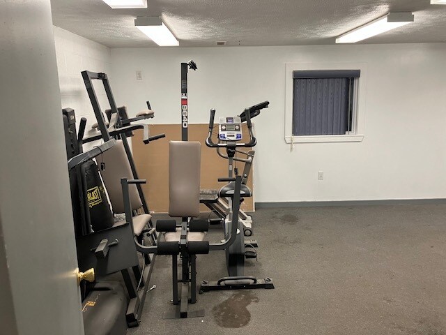 More Photos Of 1110 Island Ave, McKees Rocks Warehouse For Lease