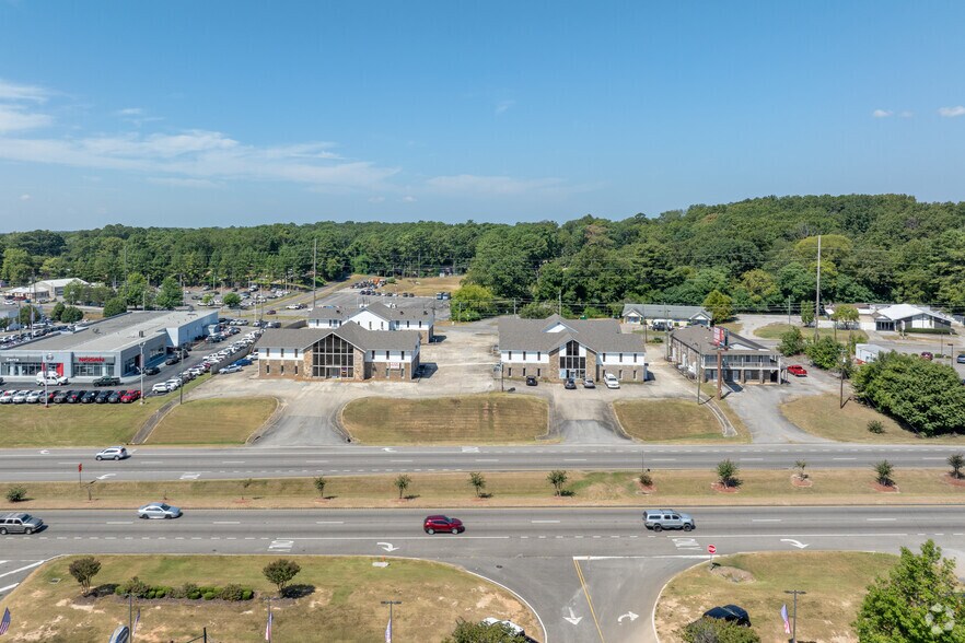 More Photos Of 1515 Huffman Rd, Center Point Unknown For Lease