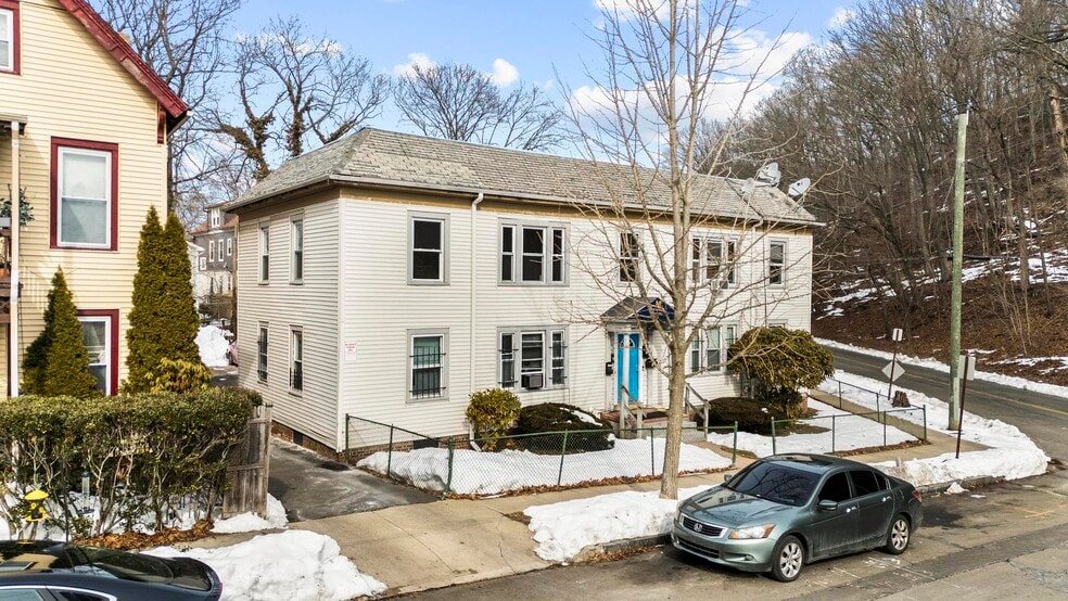 More Photos Of 76 Ridge St, New Haven Multifamily For Sale