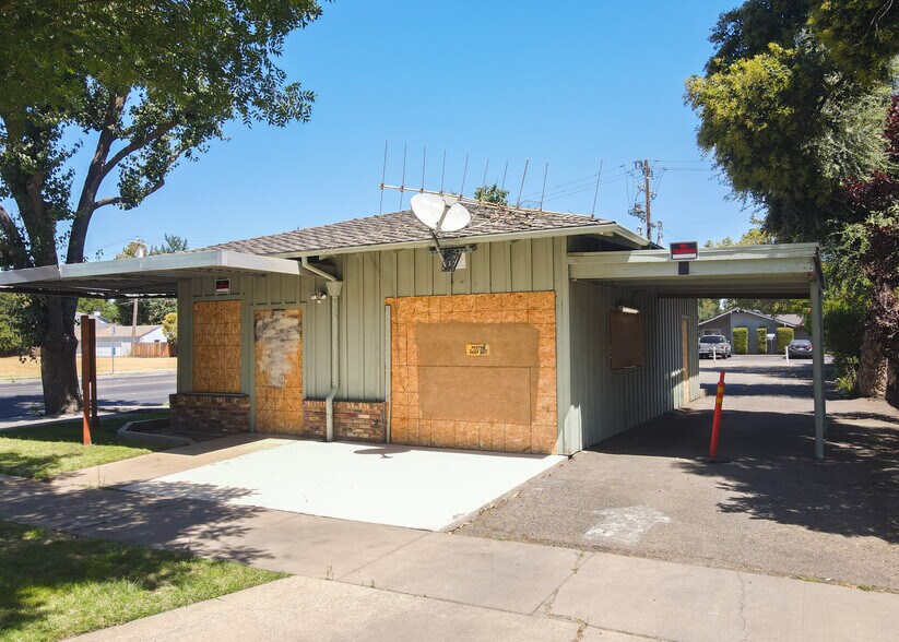 More Photos Of 2510 M St, Merced Office For Sale