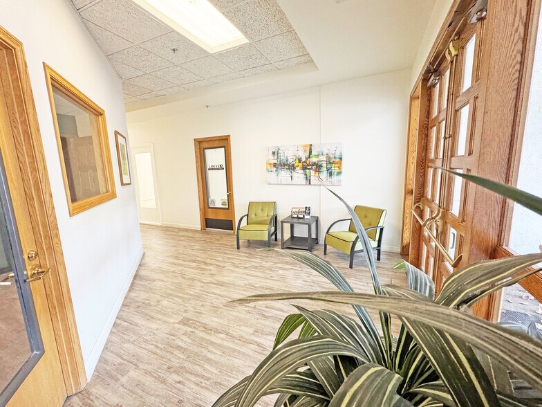 More Photos Of 595 Alamo Pintado Rd, Solvang Office For Lease