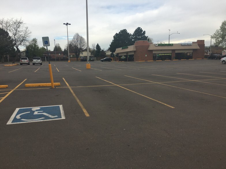 More Photos Of 1704-1756 S Chambers Rd, Aurora Storefront For Lease