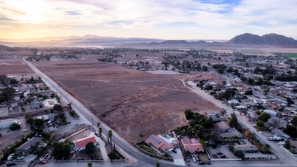 More Photos Of 0 Gibson Ave & Montgomery ave, Nuevo Land For Sale