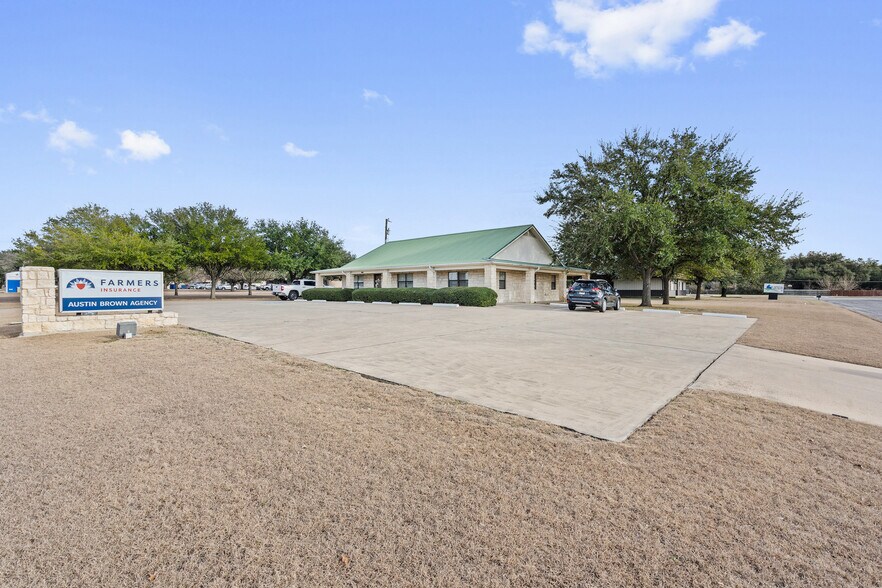 More Photos Of 409 Mallard Ln, Taylor Office Residential For Lease