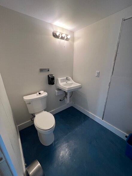 More Photos Of 3 Water St, Mystic Apartments For Lease