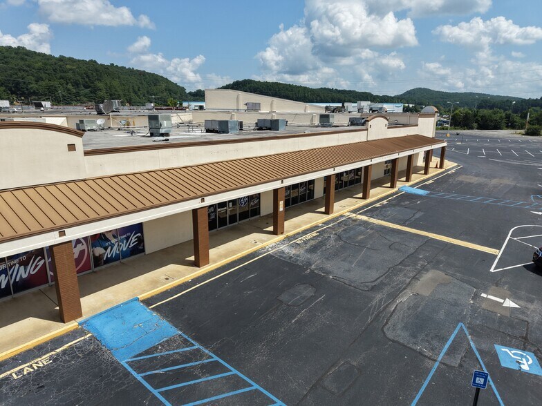 More Photos Of 7501-7641 Crestwood Blvd, Birmingham Unknown For Lease
