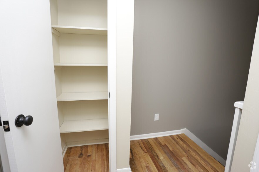 More Photos Of 30 Allen Ave, Asheville Apartments For Sale