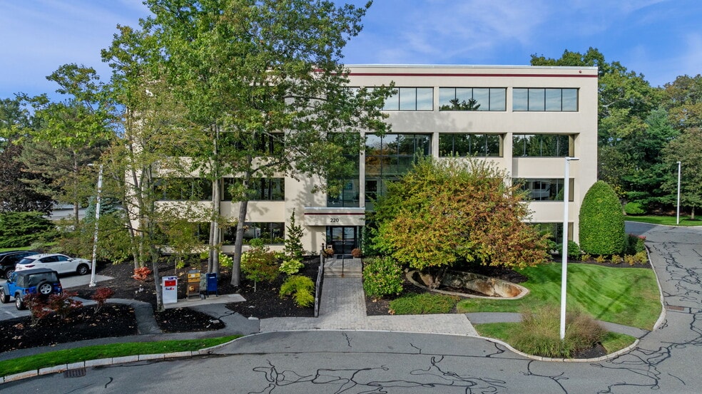 More Photos Of 220 Broadway, Lynnfield Office Residential For Sale