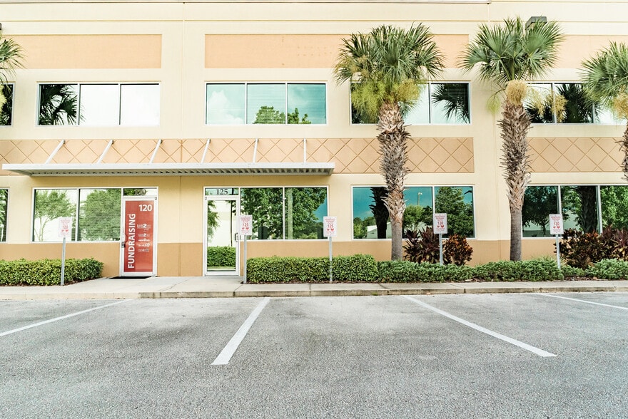 More Photos Of 6457 Hazeltine National Dr, Orlando Warehouse For Sale