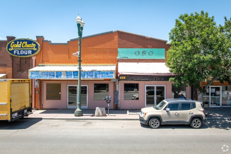 More Photos Of 605-607 S 605 & 607 S Stanton St, El Paso Storefront For Sale