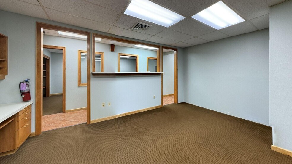 More Photos Of 1525 Shoreline Blvd, Corpus Christi Storefront Retail Office For Sale